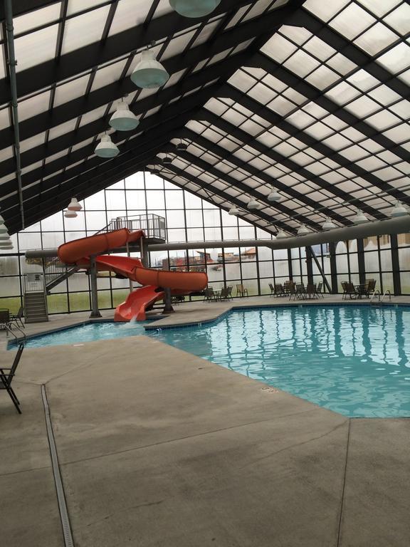 Grand Smokies Resort Lodge פיג'ן פורג' מראה חיצוני תמונה